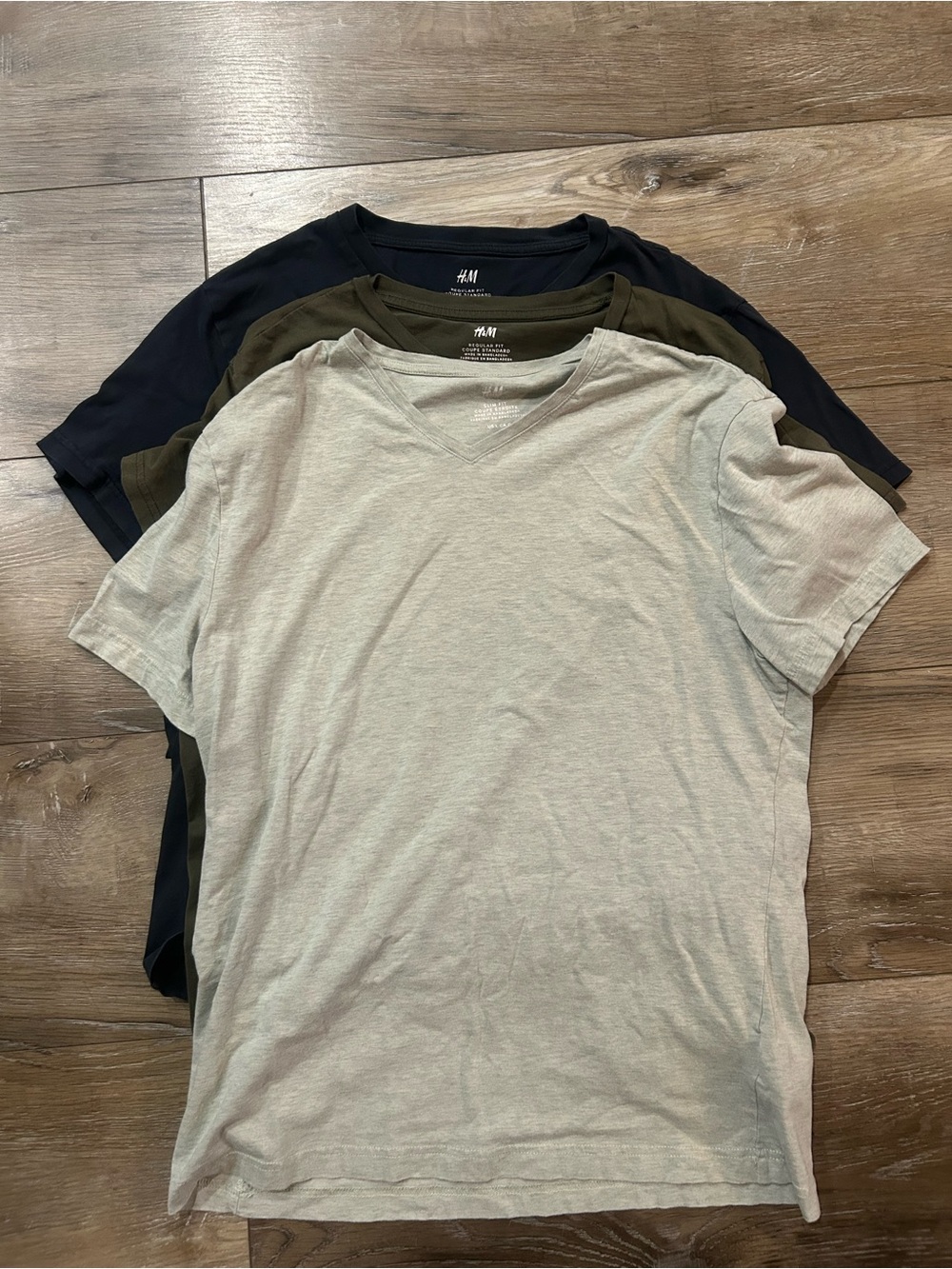 H&M Men's V-Neck Tee Trio in Light Gray, Olive and Navy